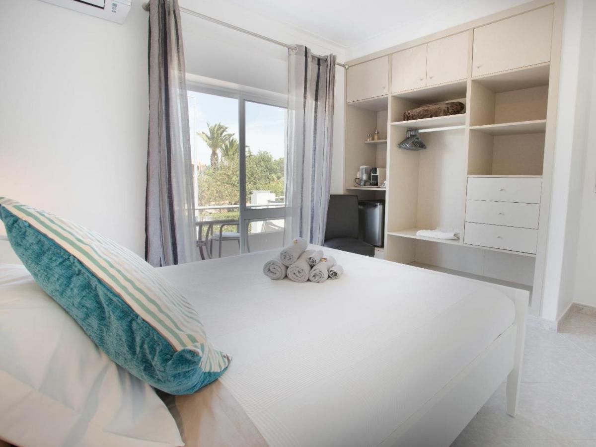 Amigos Para Sempre - Guesthouse เฟร์รากูโด ภายนอก รูปภาพ